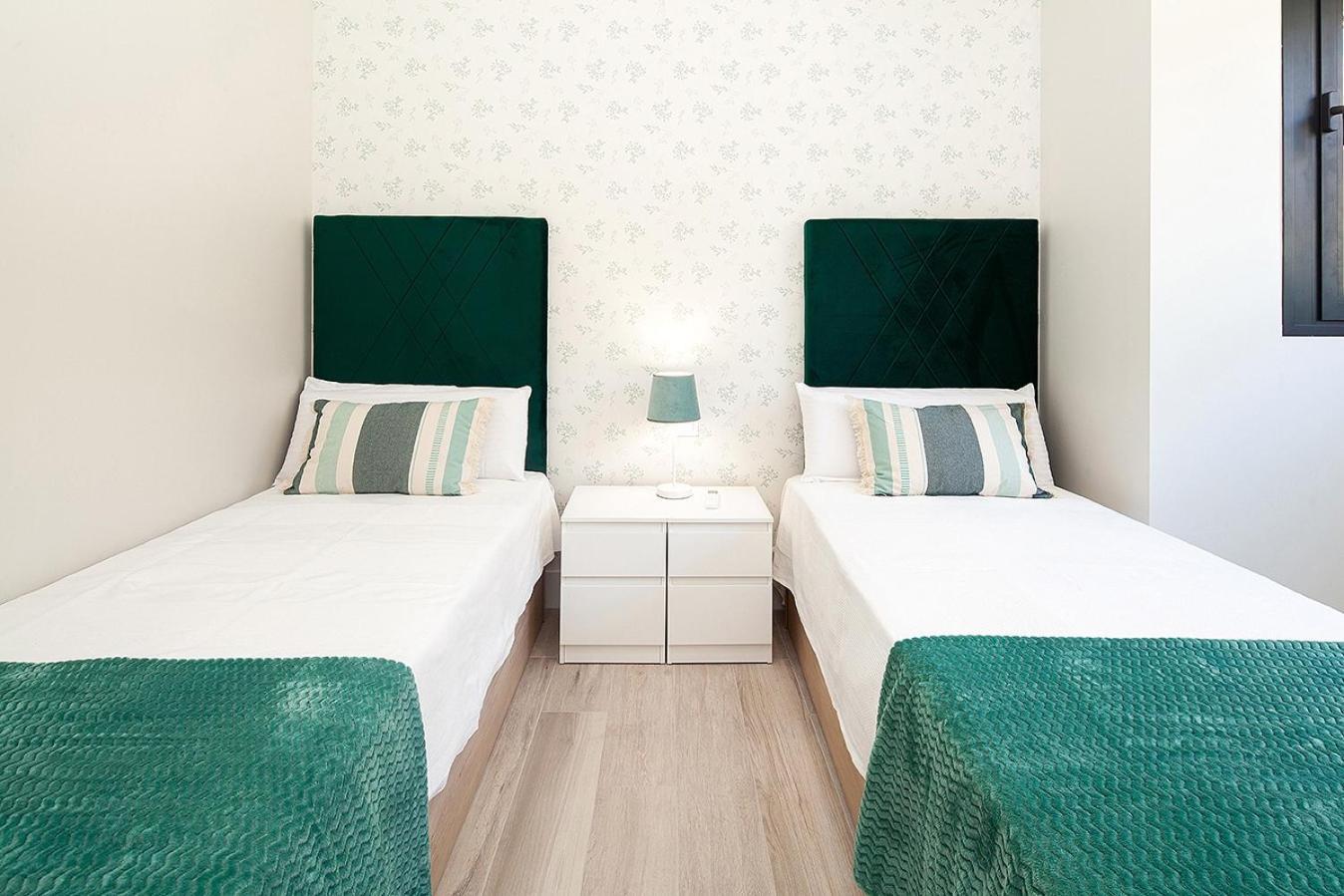 Family Home Suits Encantos De Sevilla Luaran gambar
